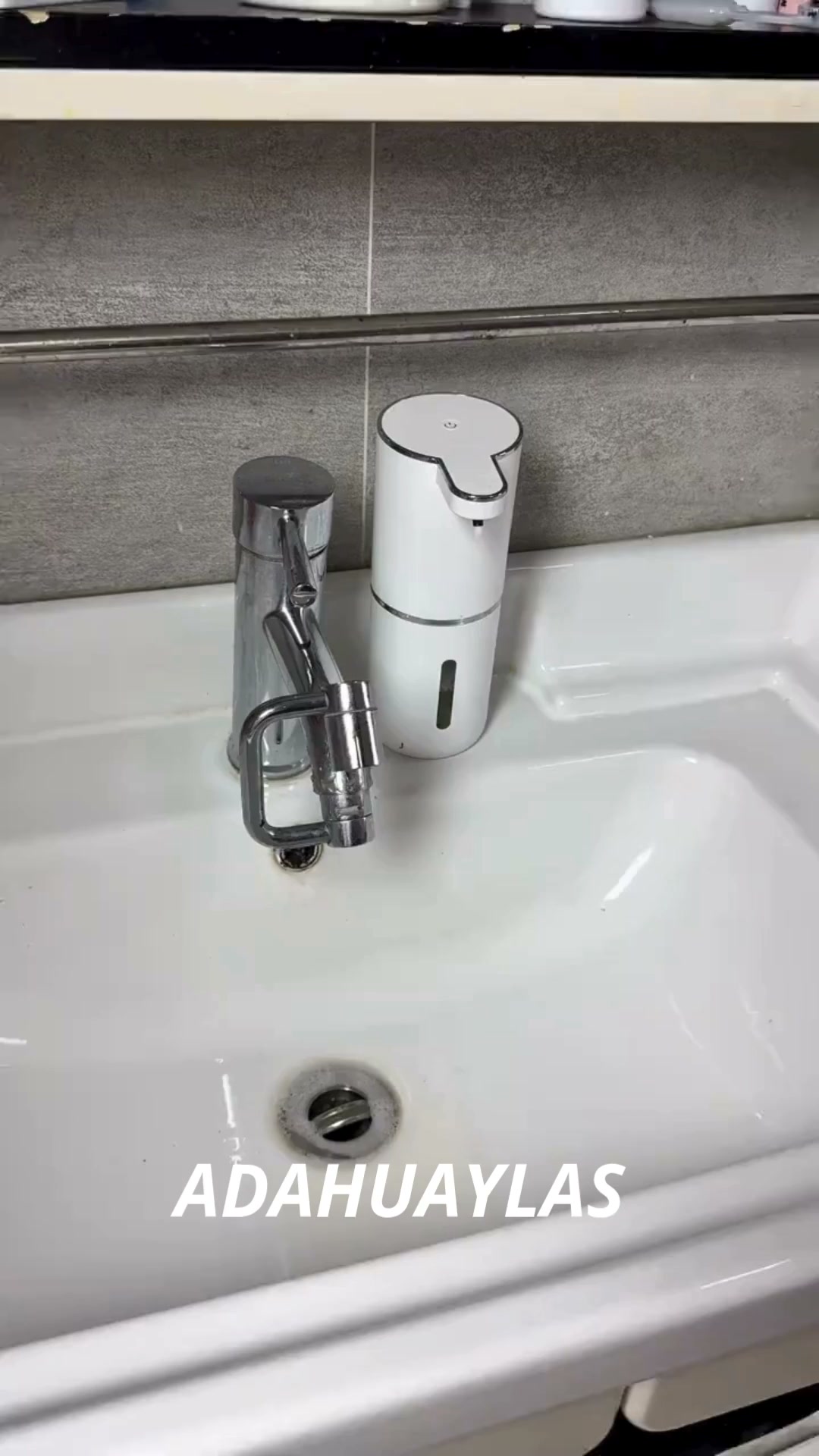 Dispensador automático de jabón