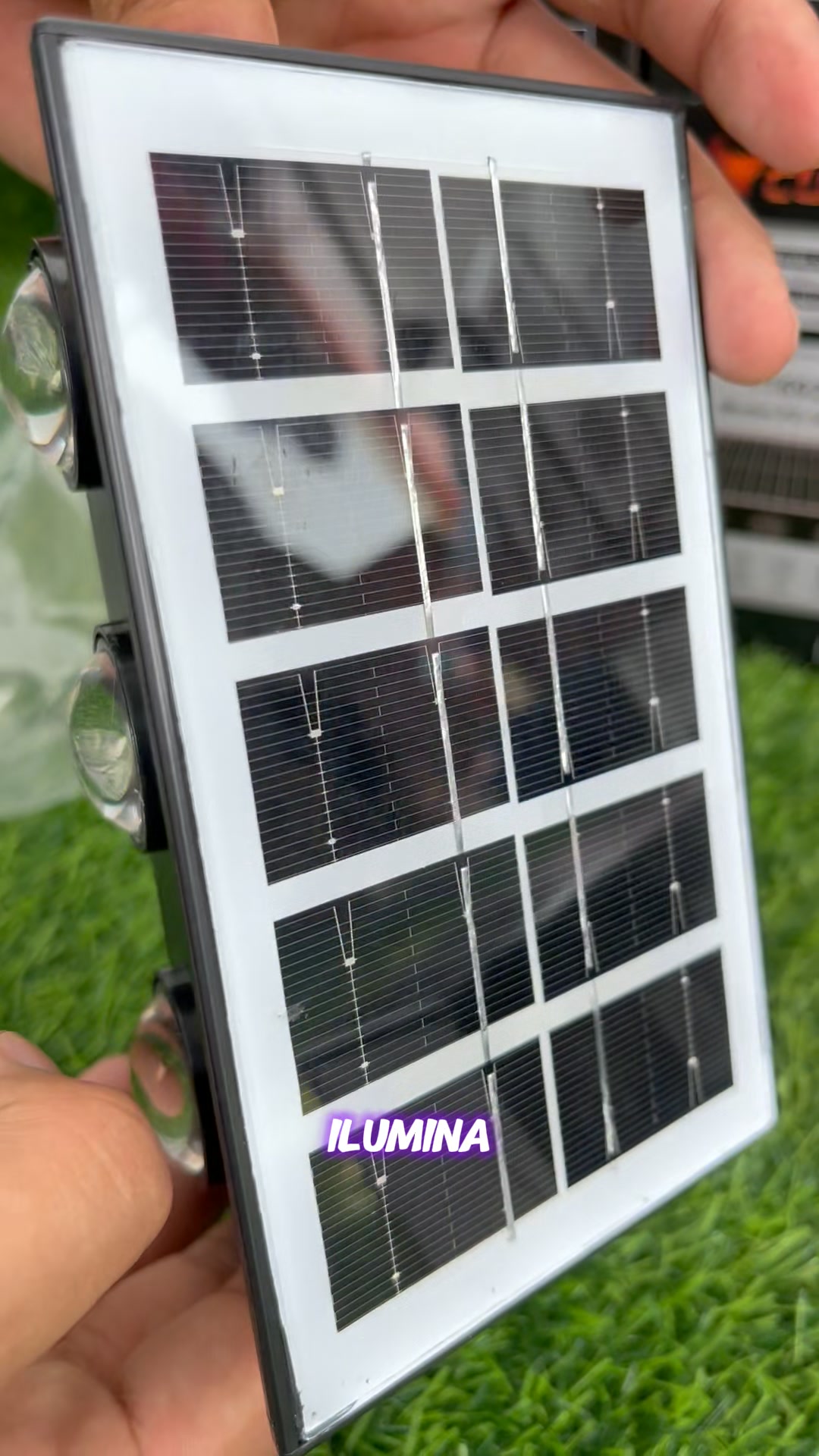 Lámpara solar para pared